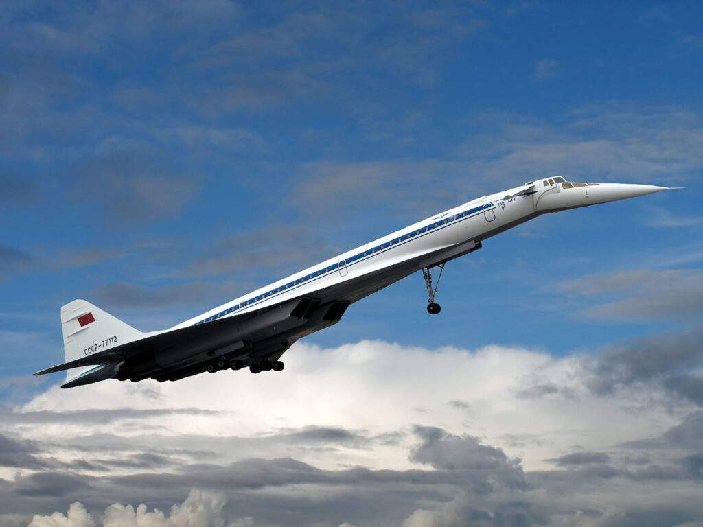 TU - 144